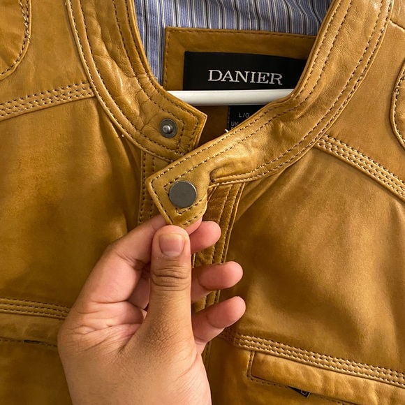 Brand New Tan Genuine leather mens jacket from Danier Leather - Picture 8 of 16